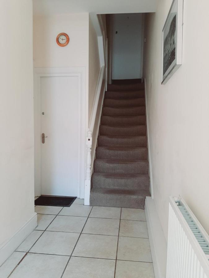One Bed Apartment With Sofa Bed ランディドノー エクステリア 写真